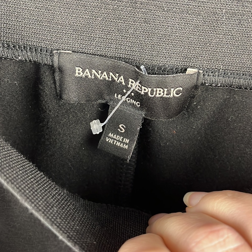 Banana Republic small legging pocket - Picture 4 of 5
